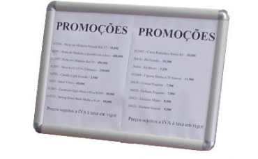 Painel / Expositor para Publicidade